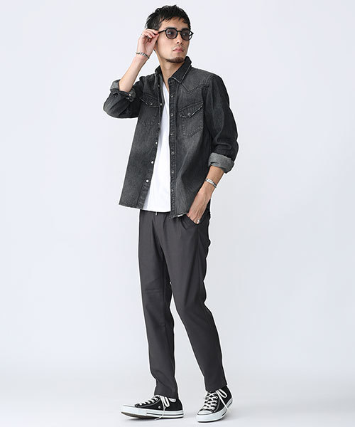 NANO universe(ナノユニバース)の「//8ozデニムシャツ(シャツ/ブラウス・メンズ・ブラック/ライトインディゴブルー/ダークインディゴブルー/グレー・LARGE/MEDIUM/SMALL/X-LARGE)」の17枚目の写真