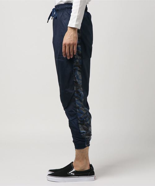 UNDER ARMOUR（アンダーアーマー）の「アンダーアーマー ウインドロングパンツ UASPORTSTYLEWINDPANT 1310586（その他パンツ・メンズ・ブラック/グレー/ネイビー・3L/L/LL/M/S）」の4枚目の写真