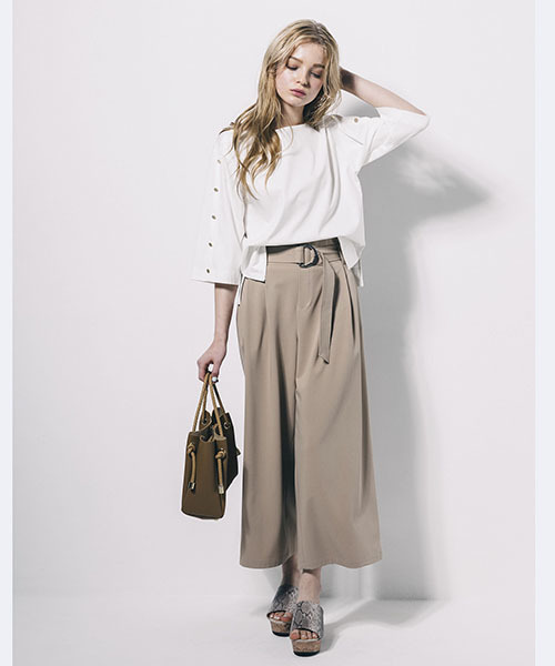 LIPSTAR（リップスター）の「ロープハンドル合皮バッグ（ハンドバッグ・レディース・ブラック/キャメル・M）」の8枚目の写真