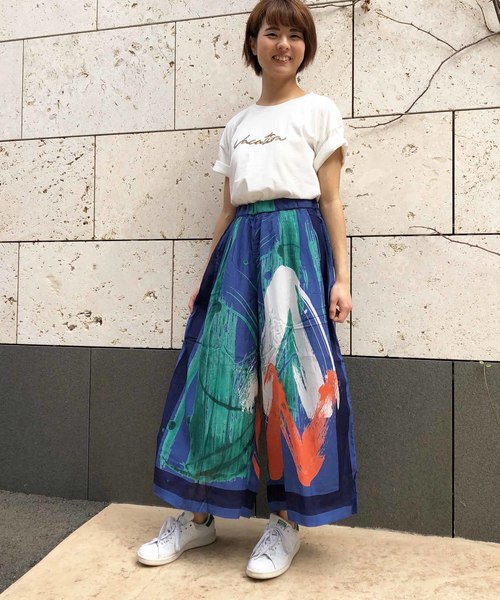 PICCIN(ピッチン)の「ロゴビーズ刺繍Tシャツ(Tシャツ/カットソー・レディース・ネイビー/オフホワイト/ピンク・MEDIUM)」の11枚目の写真