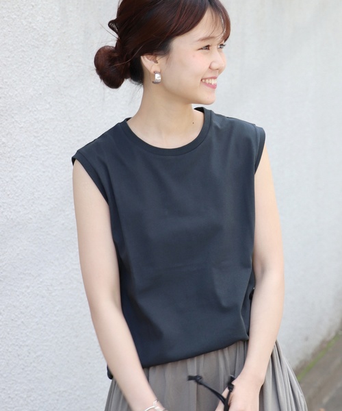 JOURNAL STANDARD(ジャーナルスタンダード)の「《WEB限定》JS+eUSコットンノースリーブTシャツ◆(Tシャツ/カットソー・レディース・ホワイト/ブラック/ブラウン系その他/ベージュ/ネイビー/サックスブルー・FREE)」の5枚目の写真