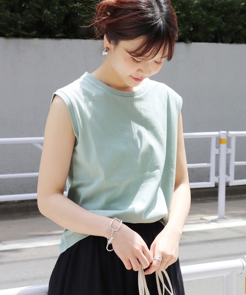 JOURNAL STANDARD(ジャーナルスタンダード)の「《WEB限定》JS+eUSコットンノースリーブTシャツ◆(Tシャツ/カットソー・レディース・ホワイト/ブラック/ブラウン系その他/ベージュ/ネイビー/サックスブルー・FREE)」の6枚目の写真