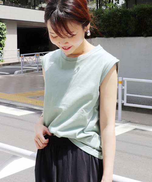 JOURNAL STANDARD(ジャーナルスタンダード)の「《WEB限定》JS+eUSコットンノースリーブTシャツ◆(Tシャツ/カットソー・レディース・ホワイト/ブラック/ブラウン系その他/ベージュ/ネイビー/サックスブルー・FREE)」の16枚目の写真