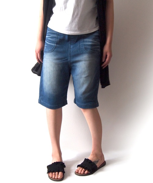 BEATJIVE(ビートジャイブ)の「カットデニム スウェットデニム サルエルパンツ ハーフパンツ ガウチョパンツ レディース(デニムパンツ・レディース・サックスブルー/インディゴブルー/ネイビー/ブラック系その他2/ブラック系その他・2/3)」の7枚目の写真
