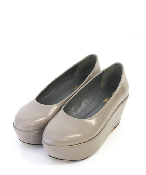 Kastane（カスタネ）の「フラットフォームパンプス（パンプス・レディース・ピンク/グリーン/グレー/ネイビー/ブラック・35/36/37/38/39/40）」の2枚目の写真