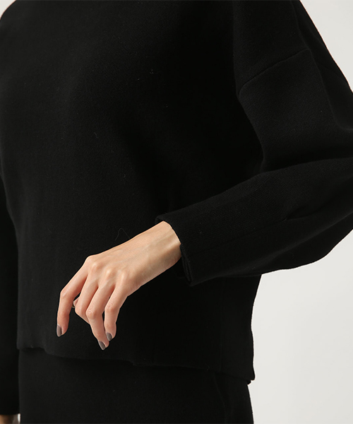 AZUL by moussy（アズールバイマウジー）の「タックスリーブスウェッタープルオーバー（ニット/セーター・レディース・ブラック/ダークグリーン/杢グレー・SMALL/MEDIUM）」の10枚目の写真