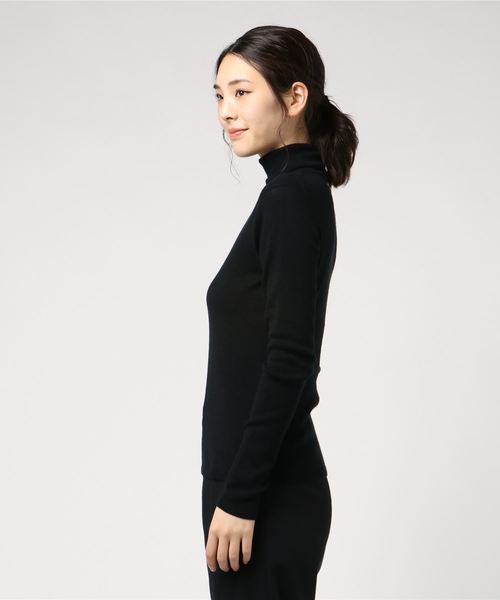 three dots(スリードッツ)の「メリノウールリブ タートルネック(ニット/セーター・レディース・ブラック/グレー/ブルー/レッド系その他/ネイビー・SMALL/MEDIUM)」の6枚目の写真