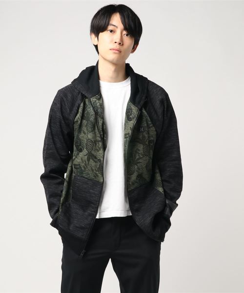 Hurley (ハーレー)の「M HRLY PHNTM PARADISE FLC FZ/ハーレー 長袖 ジップアップパーカー(パーカー・メンズ・グリーン系カモフラージュ/ブラック系その他・SMALL/MEDIUM/LARGE)」の2枚目の写真