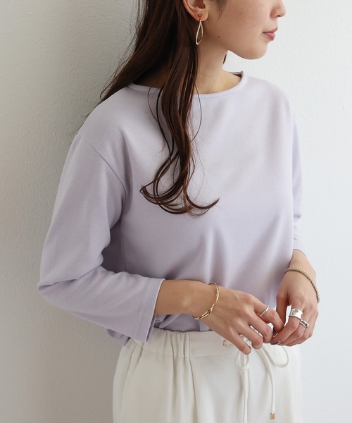 andme(アンドミー)の「ポンチ長袖ボートネックトップス(Tシャツ/カットソー・レディース・ブラック/オフホワイト/ライトベージュ/ネイビー/グレー系その他/ホワイト×ブラック/ベージュ系その他/ラベンダー/パープル系その他/ピンク/ホワイト系その他・M/L)」の9枚目の写真