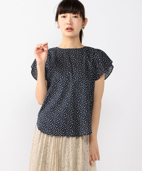 Petit Honfleur(プチオンフルール)の「チューリップスリーブブラウス(シャツ/ブラウス・レディース・ネイビー/ブラック/アイボリー・11号/13号/9号)」の1枚目の写真