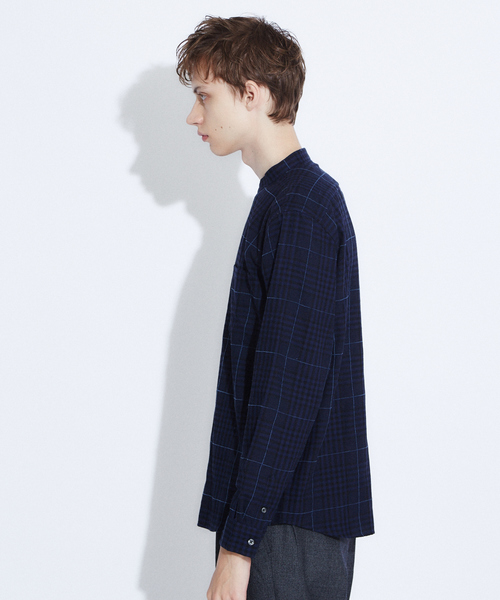 ABAHOUSE GRAY(アバハウスグレイ)の「※モールチェックバンドカラーシャツ(シャツ/ブラウス・メンズ・ベージュ/ネイビー・46/48/50)」の4枚目の写真
