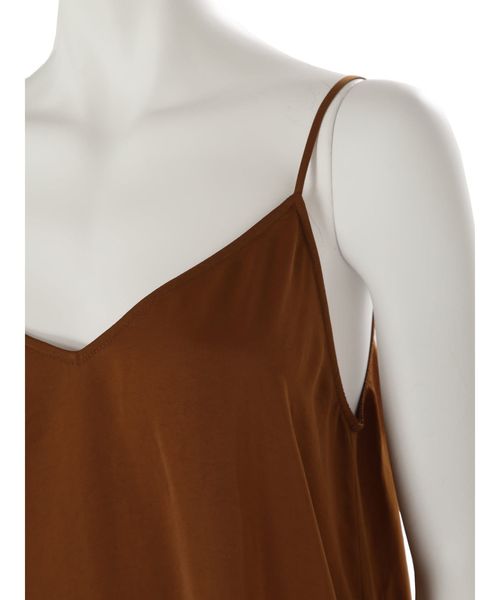 Ungrid(アングリッド)の「ヴィンテージサテンキャミワンピース(ワンピース・レディース・パープル/ブラウン/グリーン・FREE)」の7枚目の写真