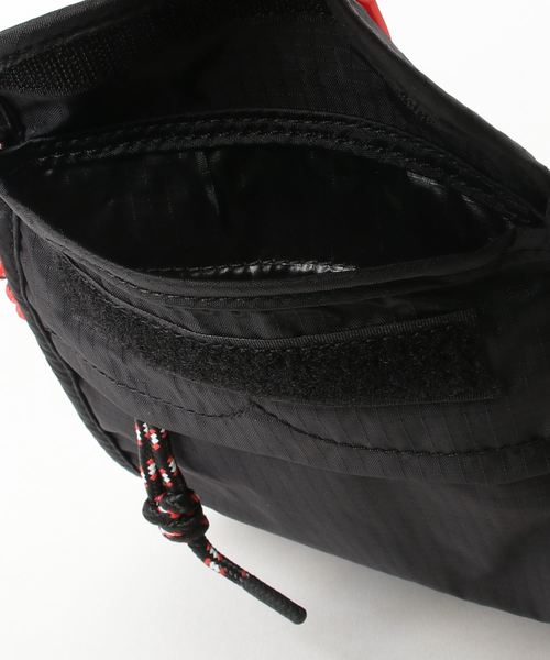 HUNTER(ハンター)の「【 HUNTER / ハンター 】ORIGINAL PACKABLE PHONE POUCH UBP7012KBM HUT(ショルダーバッグ・レディース・ブラック・FREE)」の3枚目の写真