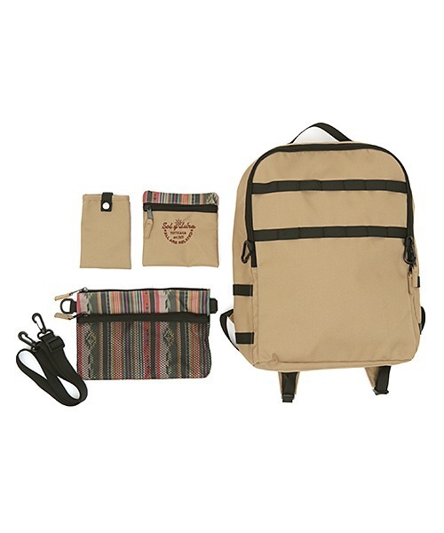 チチカカ（チチカカ）の「カスタムポケットリュック（バック