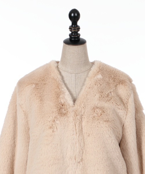 axes femme POETIQUE（アクシーズファムポエティック）の「ショート