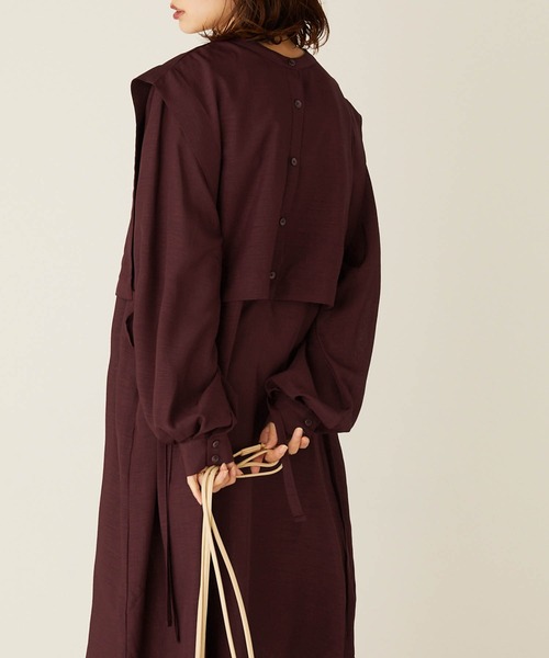 forksy.（フォルクシー）の「【forksy.】スラブジョーゼット２WAYベストレイヤード風シャツワンピース/サイドリボン（ワンピース・レディース・ブラック/ベージュ/オフホワイト/グリーン/カーキ/ブルーグレー/バーガンディー・FREE）」の7枚目の写真