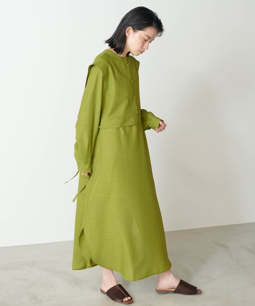 forksy.（フォルクシー）の「【forksy.】スラブジョーゼット２WAYベストレイヤード風シャツワンピース/サイドリボン（ワンピース・レディース・ブラック/ベージュ/オフホワイト/グリーン/カーキ/ブルーグレー/バーガンディー・FREE）」の6枚目の写真