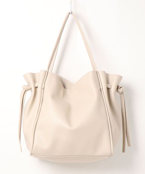 earth music&ecology（アースミュージックアンドエコロジー）の「巾着トートバッグ ＊（トートバッグ・レディース・ブラック/ベージュ・FREE）」の13枚目の写真