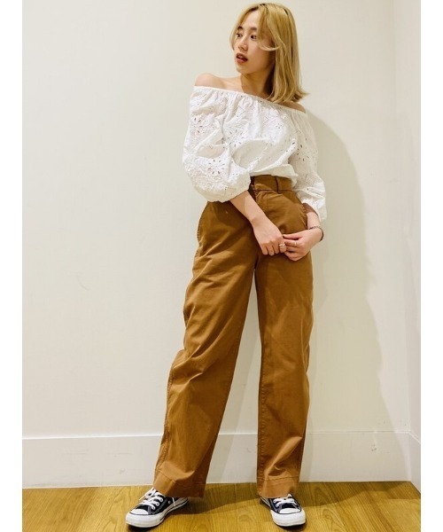 GAP（ギャップ）の「オフショルダー アイレット トップス（シャツ/ブラウス・レディース・ホワイト/ブルー/ブラック・S/M/XS/L/XXS）」の11枚目の写真