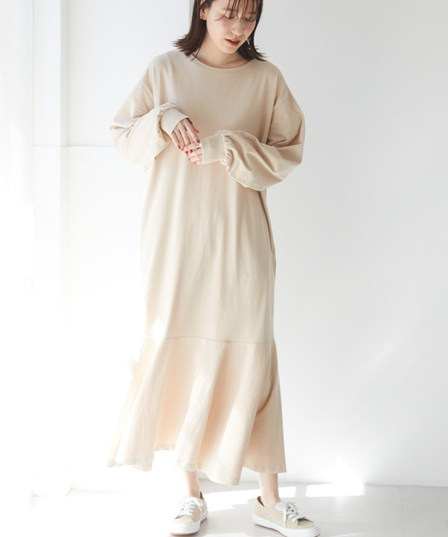 Sugar spoon（シュガースプーン）の「・SUGAR SPOON スソラッフルワンピース＊（ワンピース・レディース・ブラック/ライトベージュ/ライトカーキ/グレイッシュベージュ・FREE）」の2枚目の写真