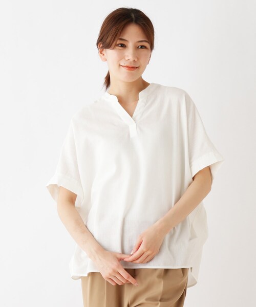 SHOO・LA・RUE（シューラルー）の「◆【S-3L】フレンチリネンドルマンスキッパー（シャツ/ブラウス・レディース・ライトブルー/オフホワイト/グレー系その他3/ブラウン系/ピンク系/マスタード/ブラック/ネイビー系2/ホワイト系/ベージュ・02/03/04/01/05）」の3枚目の写真