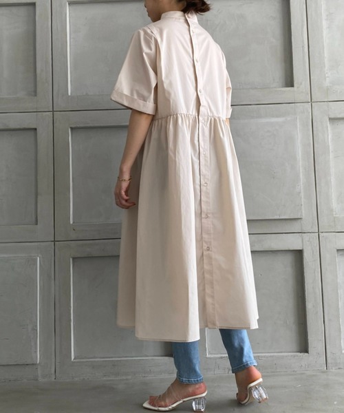 moment+（モーメントプラス）の「T/Cブロードタックフレアワンピース（シャツワンピース・レディース・オレンジ/オフホワイト/カーキ/ブラウン/ベージュ/ブラック・M/L）」の13枚目の写真