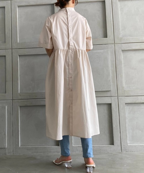 moment+（モーメントプラス）の「T/Cブロードタックフレアワンピース（シャツワンピース・レディース・オレンジ/オフホワイト/カーキ/ブラウン/ベージュ/ブラック・M/L）」の21枚目の写真