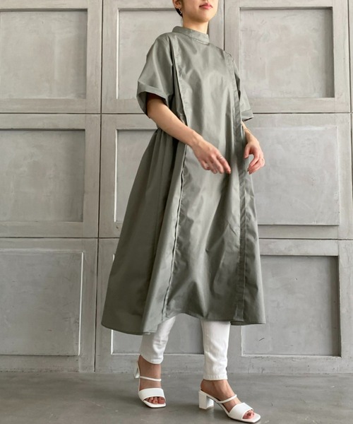 moment+（モーメントプラス）の「T/Cブロードタックフレアワンピース（シャツワンピース・レディース・オレンジ/オフホワイト/カーキ/ブラウン/ベージュ/ブラック・M/L）」の17枚目の写真