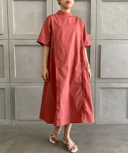 moment+（モーメントプラス）の「T/Cブロードタックフレアワンピース（シャツワンピース・レディース・オレンジ/オフホワイト/カーキ/ブラウン/ベージュ/ブラック・M/L）」の10枚目の写真