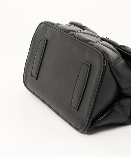 aimoha（アイモハ）の「キルティングショルダー（ショルダーバッグ・レディース・ホワイト/ブラック/ブルー/ベージュ・FREE）」の5枚目の写真