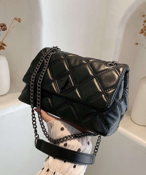 aimoha（アイモハ）の「キルティングショルダー（ショルダーバッグ・レディース・ホワイト/ブラック/ブルー/ベージュ・FREE）」の22枚目の写真