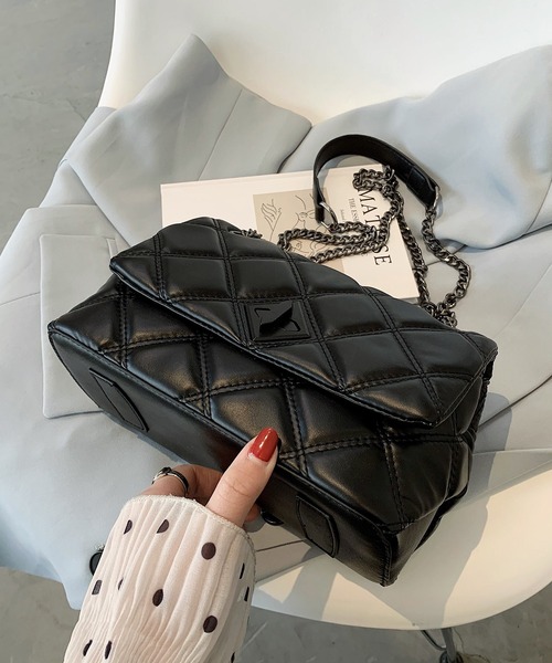 aimoha（アイモハ）の「キルティングショルダー（ショルダーバッグ・レディース・ホワイト/ブラック/ブルー/ベージュ・FREE）」の21枚目の写真