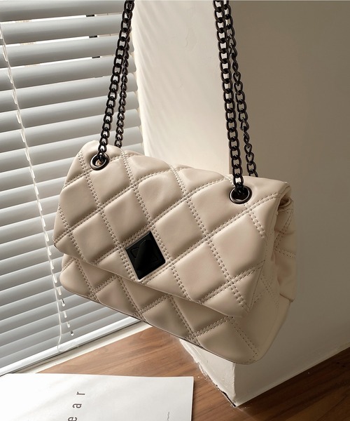 aimoha（アイモハ）の「キルティングショルダー（ショルダーバッグ・レディース・ホワイト/ブラック/ブルー/ベージュ・FREE）」の13枚目の写真