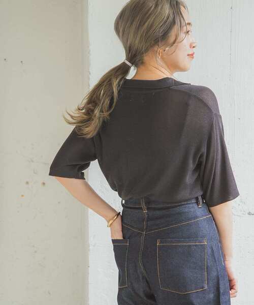 ITEMS URBANRESEARCH（アイテムズ アーバンリサーチ）の「ポロニットTシャツ（ニット/セーター・レディース・ベージュ/チャコールグレー/ブルー・FREE）」の15枚目の写真