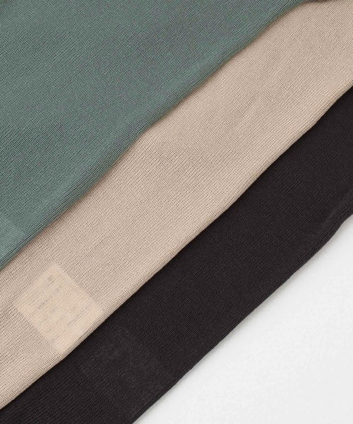 ITEMS URBANRESEARCH（アイテムズ アーバンリサーチ）の「ポロニットTシャツ（ニット/セーター・レディース・ベージュ/チャコールグレー/ブルー・FREE）」の4枚目の写真