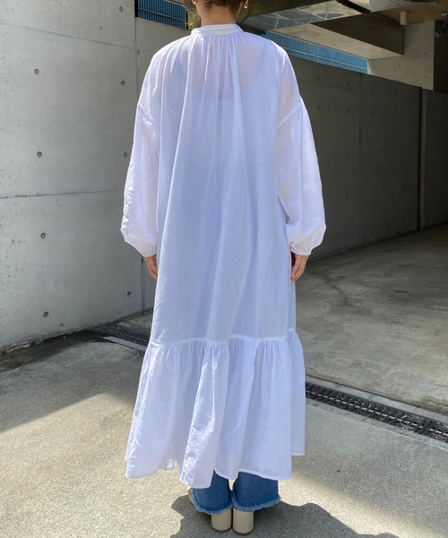 CAPRICIEUX LE'MAGE(カプリシューレマージュ)の「〈セットアイテム〉パフティアードワンピース×デニムSET(ワンピース・レディース・ホワイト/ブラック/ピンク・FREE)」の8枚目の写真