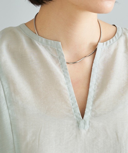 DouDou（ドゥドゥ）の「【WEB限定】ポンチョ風ブラウス（シャツ/ブラウス・レディース・ブラック/グレー/オフホワイト・FREE）」の18枚目の写真