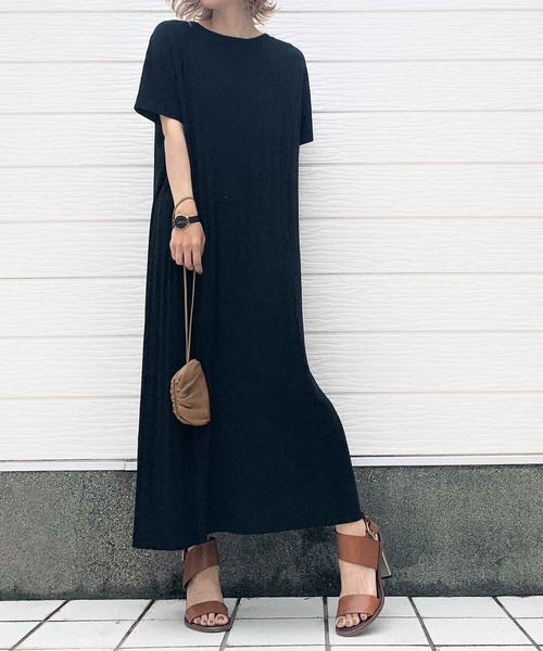 Q（キュー）の「ベルト付きリブワンピース（ワンピース・レディース・ブラック/ベージュ/ブルー・MEDIUM）」の2枚目の写真