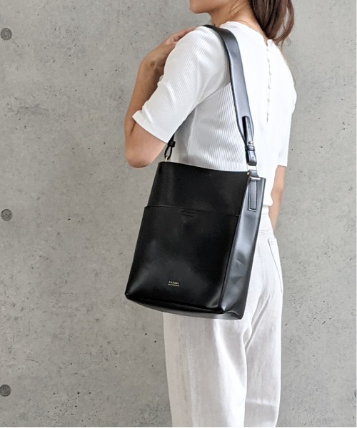 Per sist ence(パーシエンス)の「Per sist ence/パーシエンス 3点セットマルチショルダー(ショルダーバッグ・レディース・ブラック/ブラウン・FREE)」の15枚目の写真