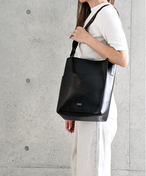 Per sist ence(パーシエンス)の「Per sist ence/パーシエンス 3点セットマルチショルダー(ショルダーバッグ・レディース・ブラック/ブラウン・FREE)」の18枚目の写真