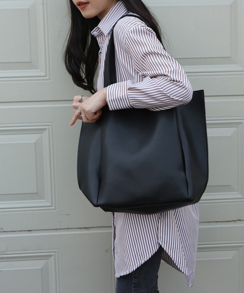 LA VORAGINE(ラ ヴォラジネ)の「大容量トートバッグ(トートバッグ・レディース・ブラック/ベージュ/ブラウン・FREE)」の10枚目の写真