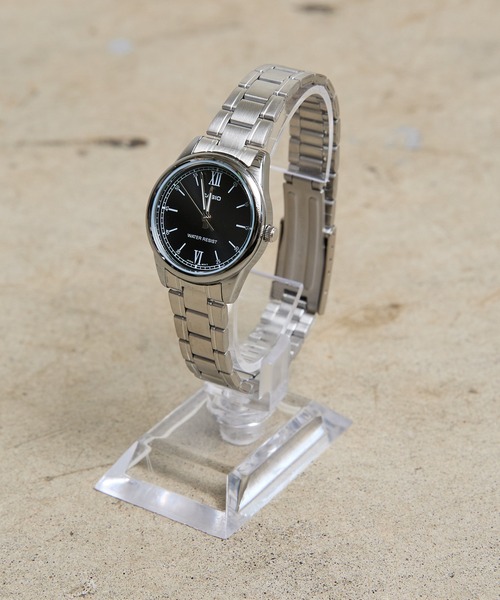 CASIO(カシオ)の「CASIO カシオ:LTP-V005D ベーシックラウンドメタル アナログ チープカシオ(アナログ腕時計・レディース・ブラック/ブラック系その他/ブルー/サックスブルー/ライトピンク/シルバー/シルバー系その他/シルバー系その他2/シルバー系その他3/シルバー系その他5/シルバー系その他4・FREE)」の13枚目の写真
