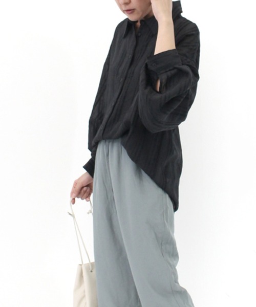 STYLEBLOCK(スタイルブロック)の「ドビーストライプオーバーサイズシャツ(シャツ/ブラウス・レディース・ホワイト/ブラック/マスタード・M)」の6枚目の写真