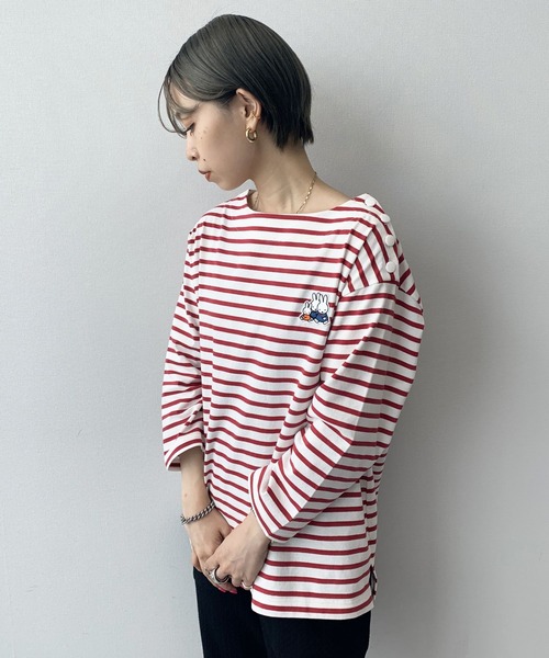 studio CLIP（スタディオクリップ）の「巾着付き肩ボタンボーダープルオーバー〔Dick Brunaコラボ〕（Tシャツ/カットソー・レディース・レッド/ブルー/ベージュ・FREE）」の3枚目の写真