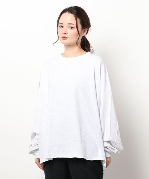 Q(キュー)の「袖ボリュームロンT(Tシャツ/カットソー・レディース・ライトグレー/サーモンピンク/オリーブ・MEDIUM)」の10枚目の写真