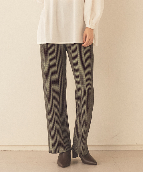 abahouse mavie(アバハウスマヴィ)の「ジャガードニットパンツ(その他パンツ・レディース・ベージュ/グリーン/スミクロ・フリー)」の2枚目の写真