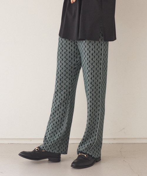 abahouse mavie(アバハウスマヴィ)の「ジャガードニットパンツ(その他パンツ・レディース・ベージュ/グリーン/スミクロ・フリー)」の11枚目の写真