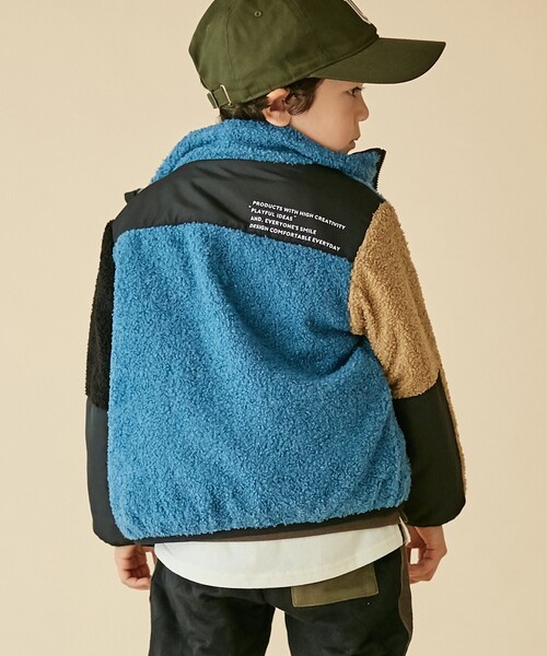 THE SHOP TK （ザ ショップ ティーケー ）の「◆【140cmまで】リバーシブル星柄ボアブルゾン（ブルゾン・キッズ・ブラック/カーキ/ベージュ系4/ブルー系4・11/12/10/14/13）」の4枚目の写真