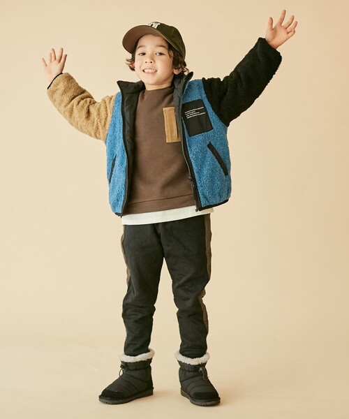 THE SHOP TK （ザ ショップ ティーケー ）の「◆【140cmまで】リバーシブル星柄ボアブルゾン（ブルゾン・キッズ・ブラック/カーキ/ベージュ系4/ブルー系4・11/12/10/14/13）」の6枚目の写真