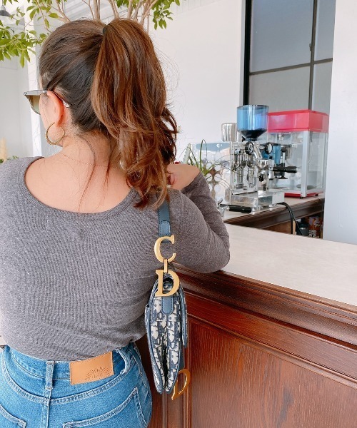 Vicente(ヴィセンテ)の「Henry bodysuit(Tシャツ/カットソー・レディース・グレー/ブラック・FREE)」の10枚目の写真